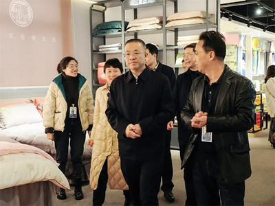 新余市市委常委、市委副書記一行蒞臨雨蘭家紡調研